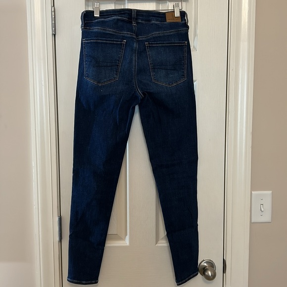 American Eagle dark wash jeans. Size 6 regular - Picture 2 of 7